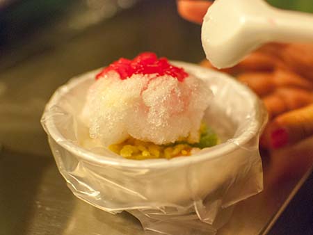 Cambodia ais kacang dessert